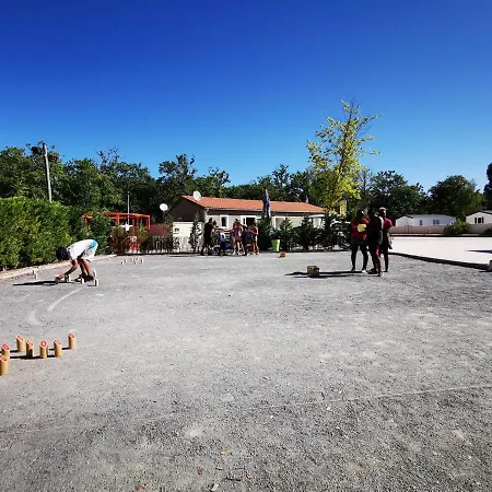 Camping Maeva Club Le Tastesoule **** Campsite