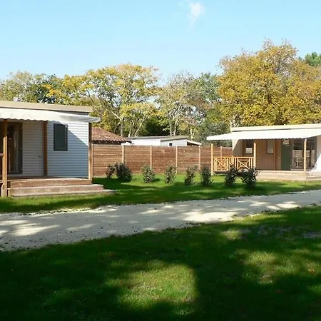 Campsite Camping Maeva Club Le Tastesoule **** Vensac